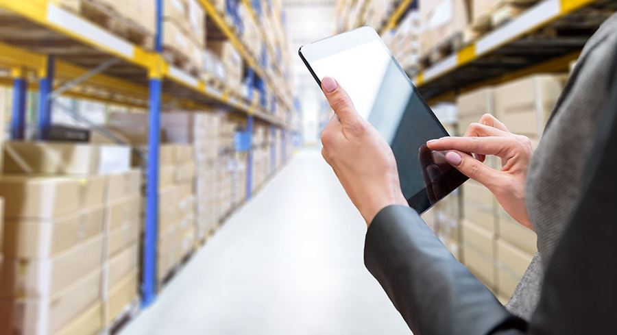 Quality control audit in a Turkish warehouse